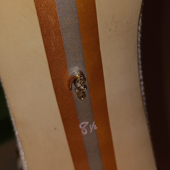 Sam Edelman Yaro Block Heel Sandal - Picture 10 of 11